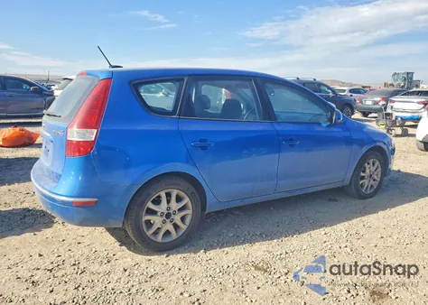 2009 Hyundai Elantra Touring z USA, uszkodzony, nr VIN KMHDC86E89U046090